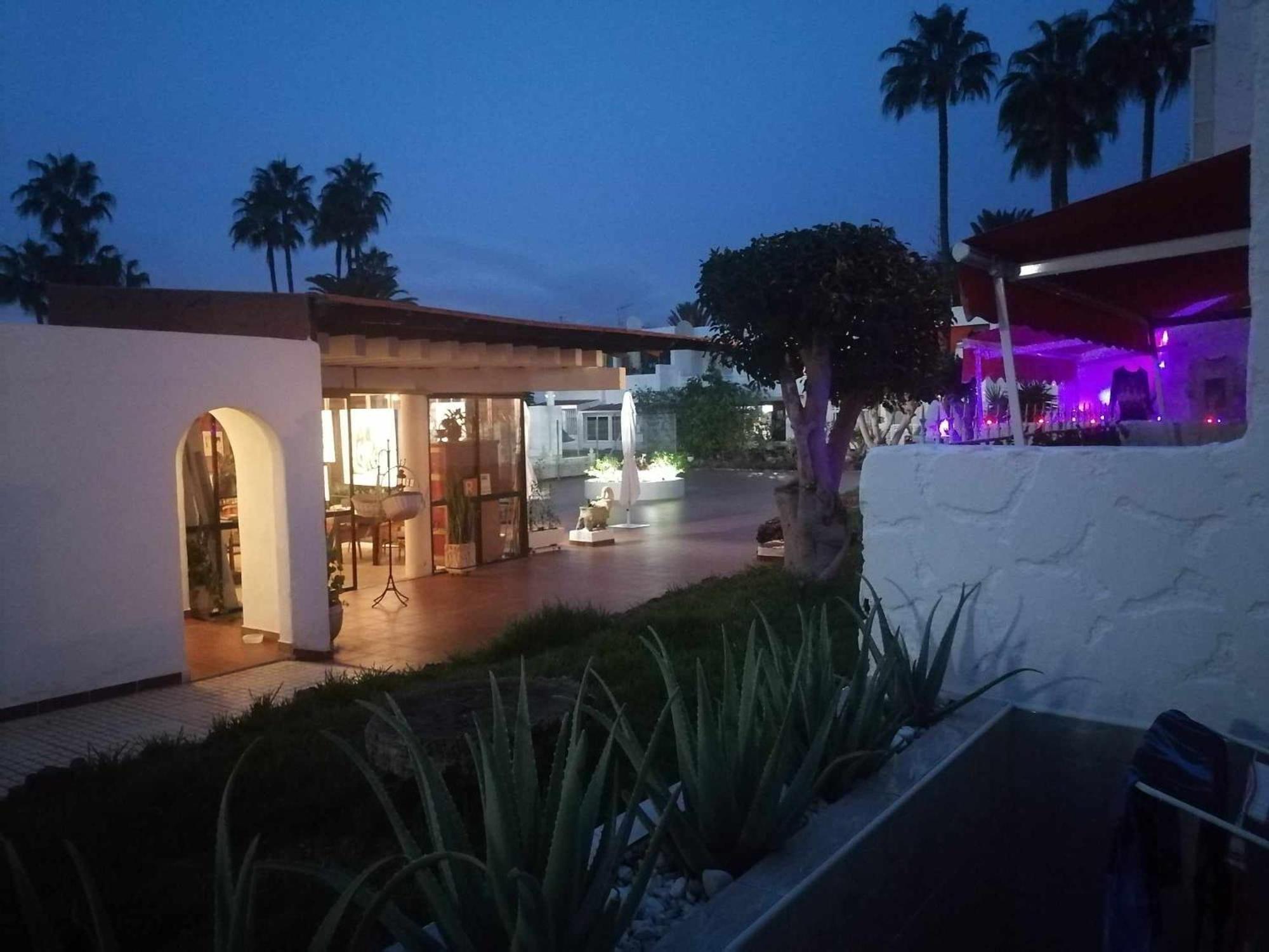 Elana Apartment With Free Wifi Costa Del Silencio Exterior photo