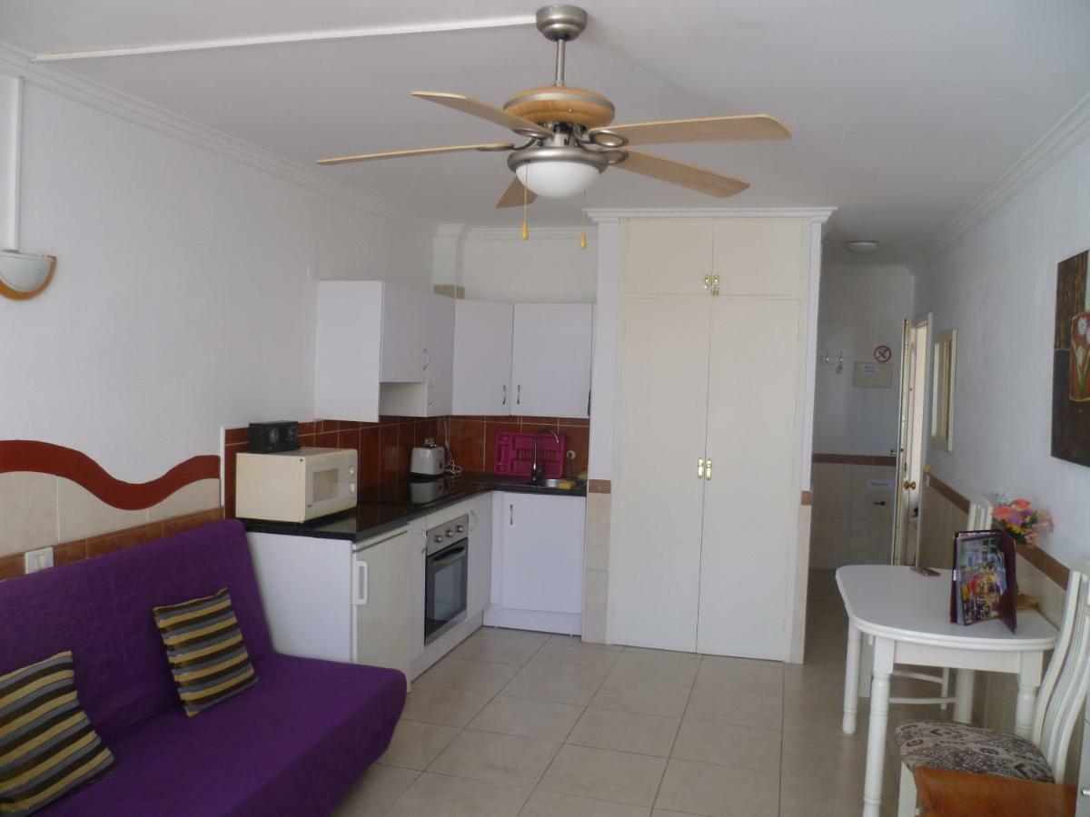 Elana Apartment With Free Wifi Costa Del Silencio Exterior photo